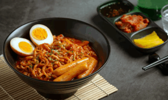 kuliner populer korea selatan tteokbokki